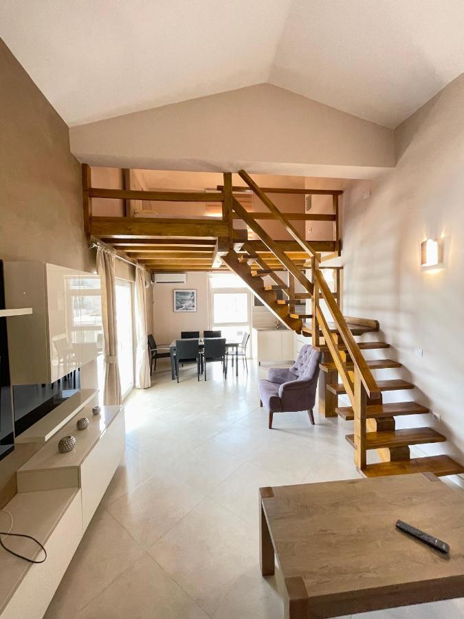 Apartments Harris Ulcinj Esterno foto