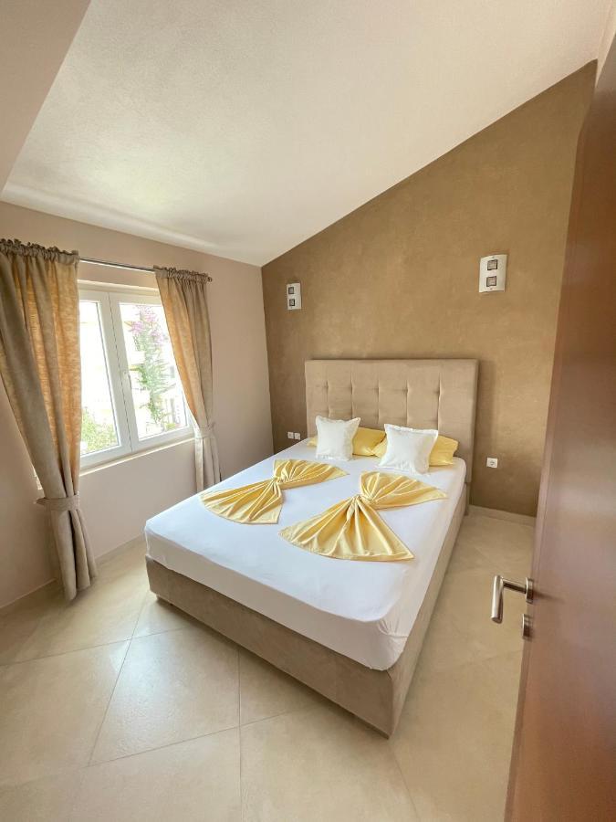 Apartments Harris Ulcinj Esterno foto