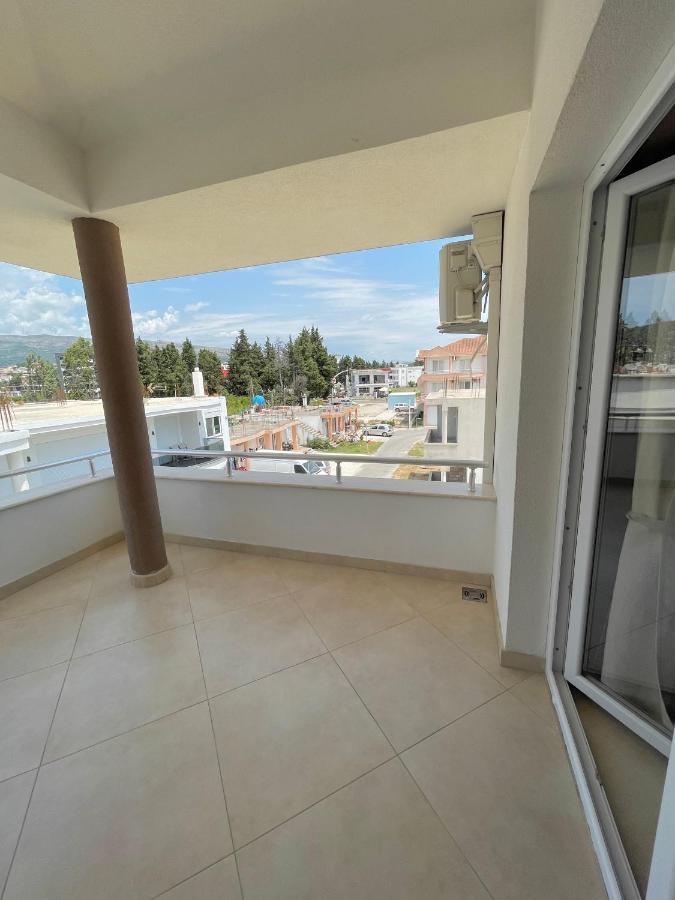 Apartments Harris Ulcinj Esterno foto