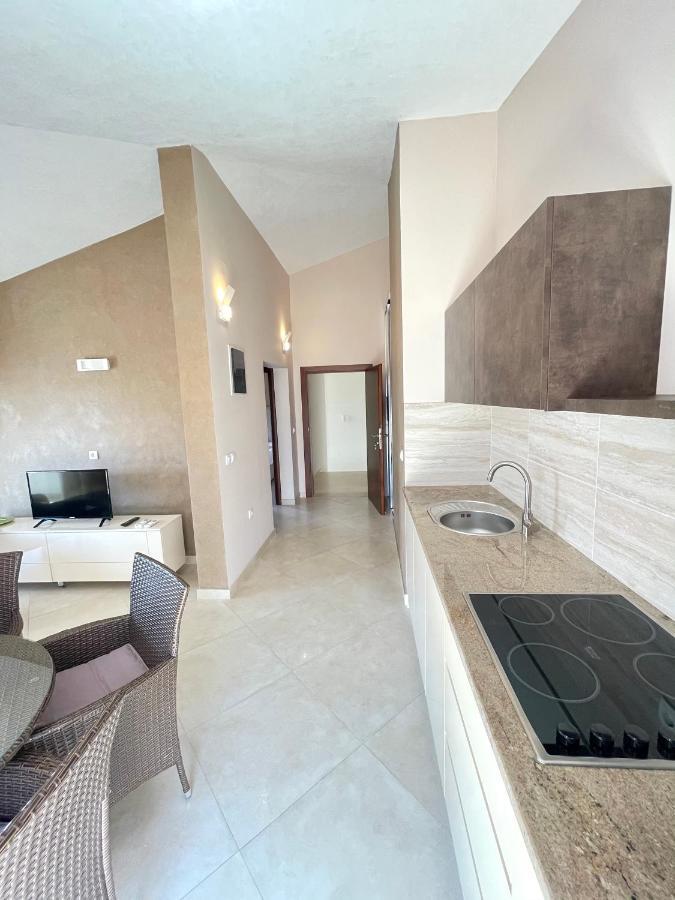Apartments Harris Ulcinj Esterno foto