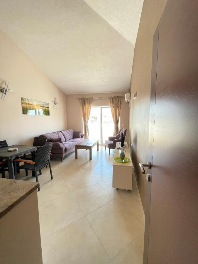 Apartments Harris Ulcinj Esterno foto