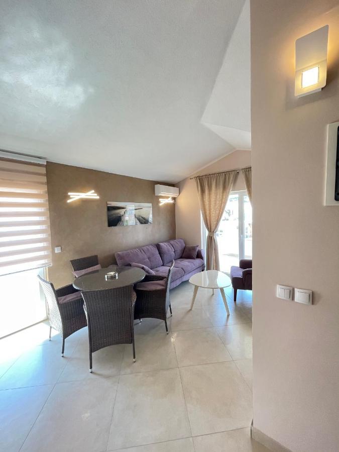 Apartments Harris Ulcinj Esterno foto