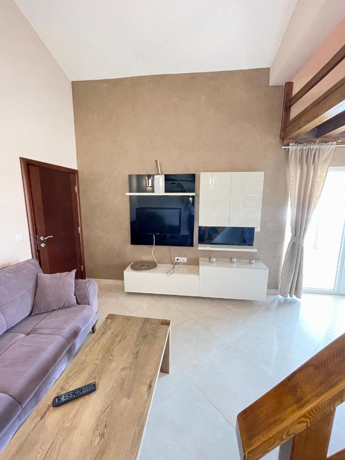 Apartments Harris Ulcinj Esterno foto