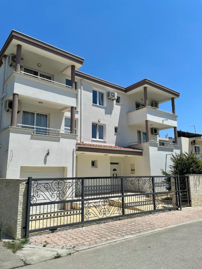 Apartments Harris Ulcinj Esterno foto