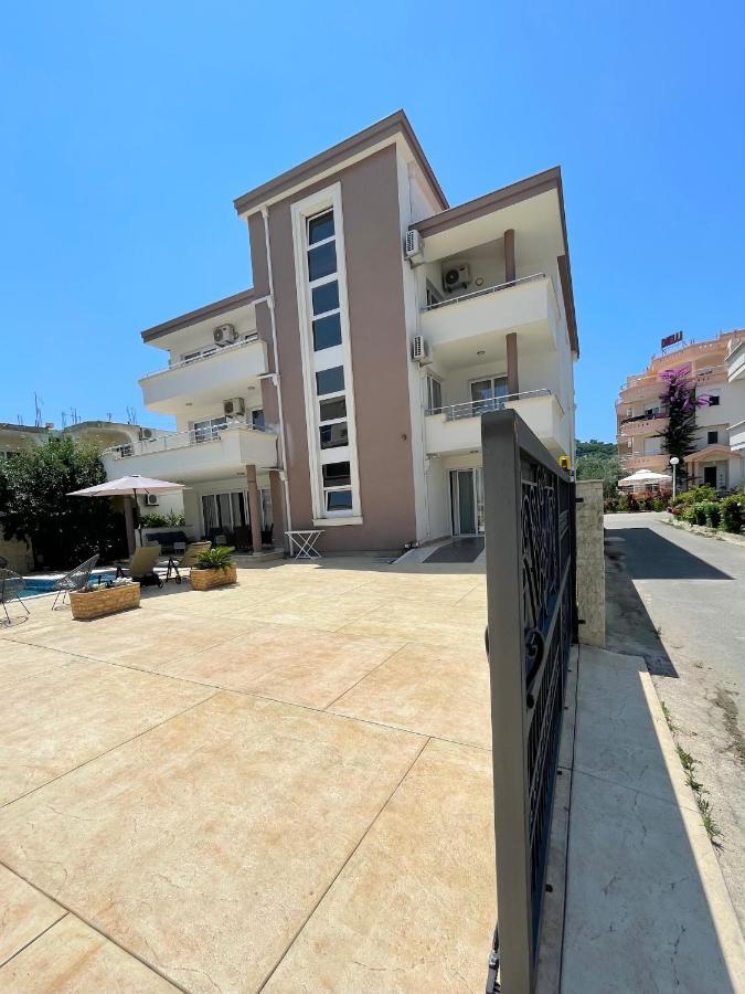 Apartments Harris Ulcinj Esterno foto