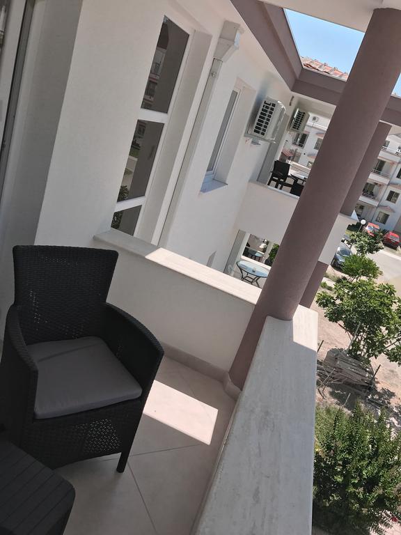 Apartments Harris Ulcinj Esterno foto